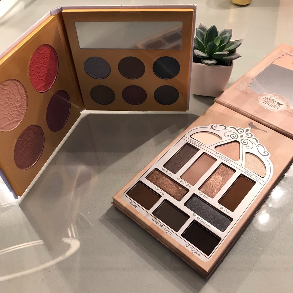 Pretty Vulgar & PUR palettes Boxycharm